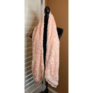 Chenille Style Faux Fur‎ Scarf With Lace Pearl Detail Victorian Romance NEW Pink